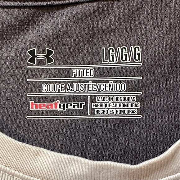 Under Armor Athletic Activewear Short Sleeve Tee Shirt - Picture 7 of 8